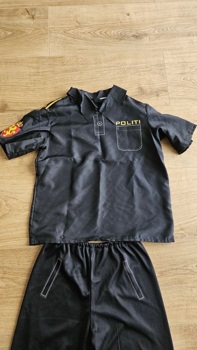 Strój karnawałowy policjant r.116-122