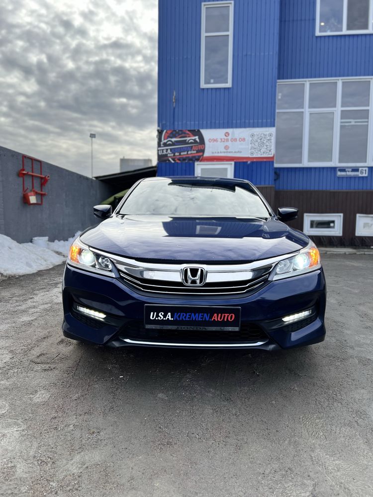 Honda Accord 2017, автомат