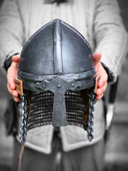 Норманський Шолом (назальний шолом) косплей Ева Фоам