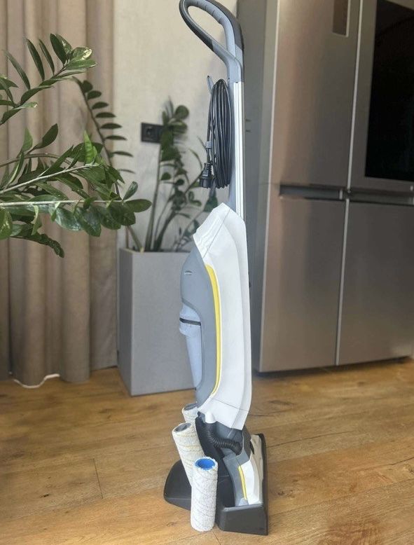 Моющий пылесос Karcher FC5