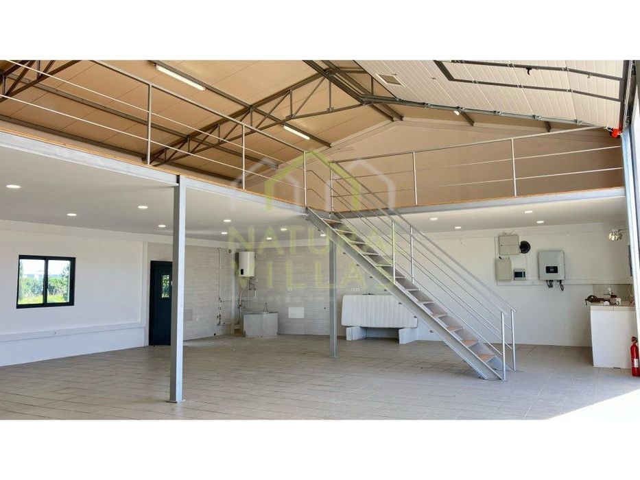 Armazém Renovado em Vale da Venda, Faro