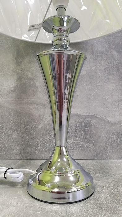 Lampa chromowana z kloszem z tkaniny