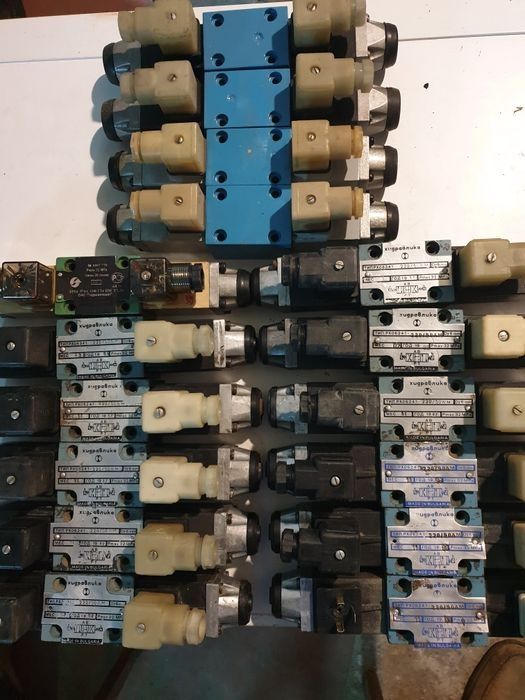 Продам гидрораспределители Рх 06 14, 24 ,34, 44,54, в 110 ,в 220 ,г 24