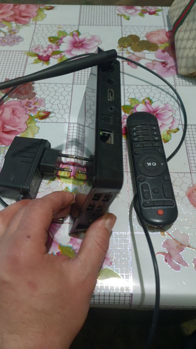 Продам  Смарт X92 3/32  тв box android