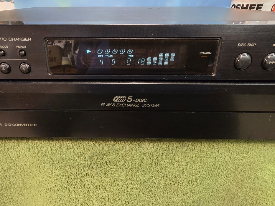 JVC XL-F154 zmieniarka odtwarzacz CD.