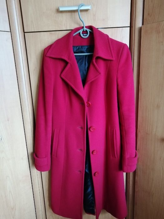пальто женское демисезонное кашемировое красное