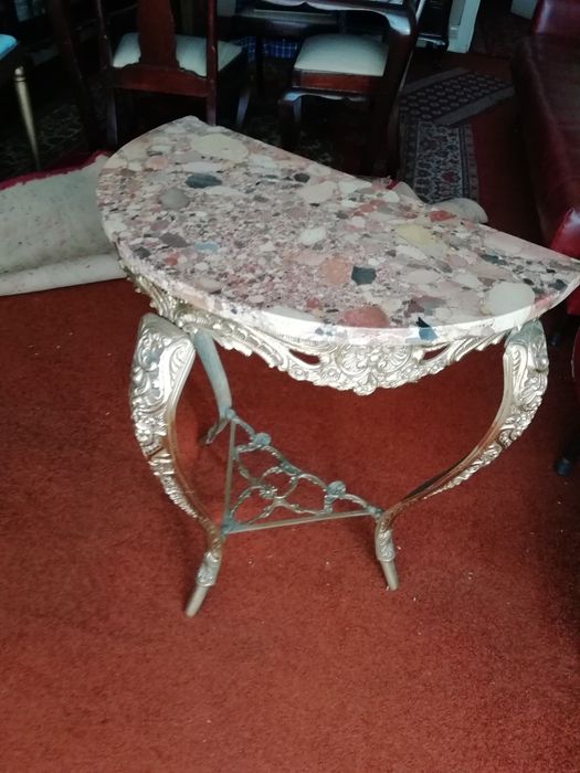 Mesa Meia-lua vintage