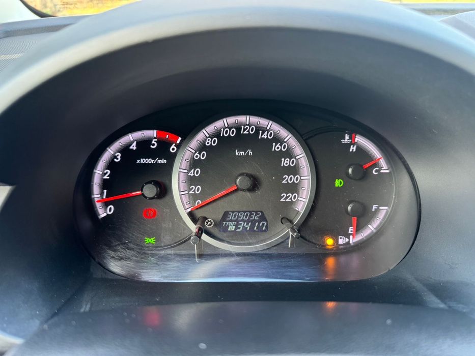 Продам дизельную мазду в отличном состоянии