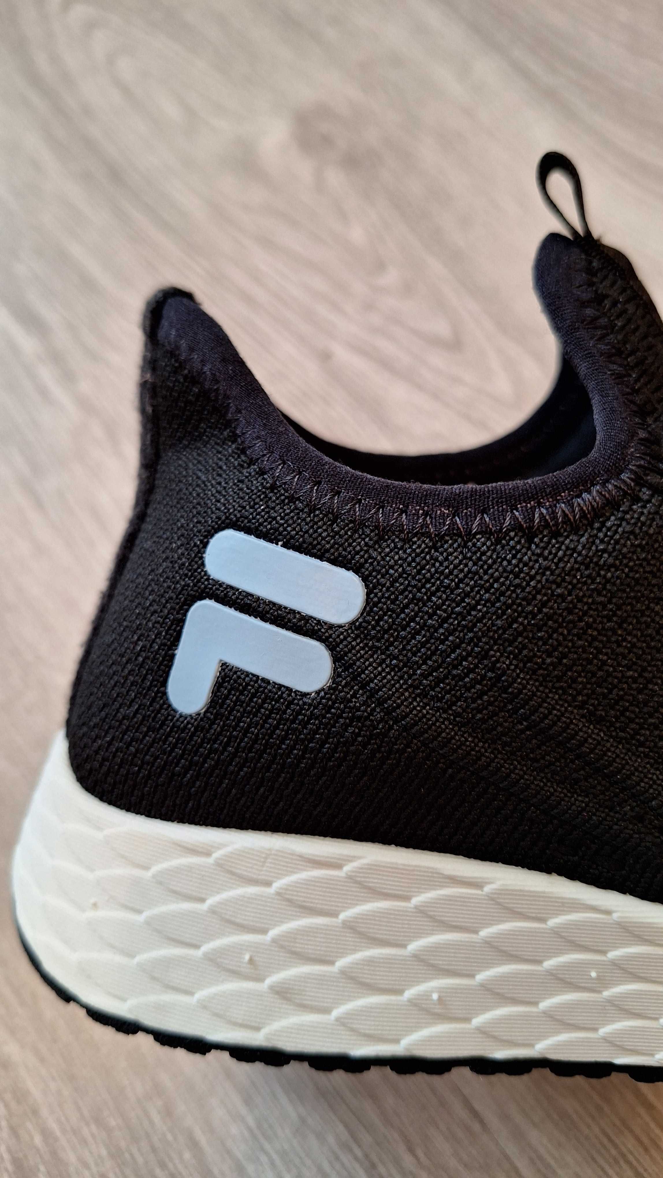Кросівки Fila оригінал в чудовому стані 38-39 р.