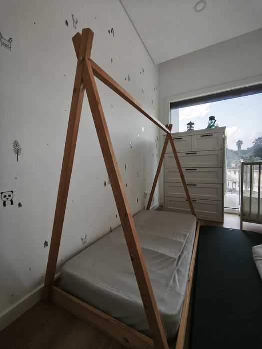 Cama Montessori com colchão