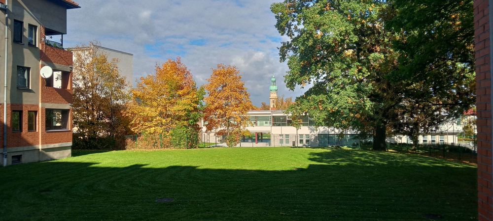 Mieszkanie 3 pokojowe 73m2  1 piętro,, Boh.Warszawy, obok TeatruM.