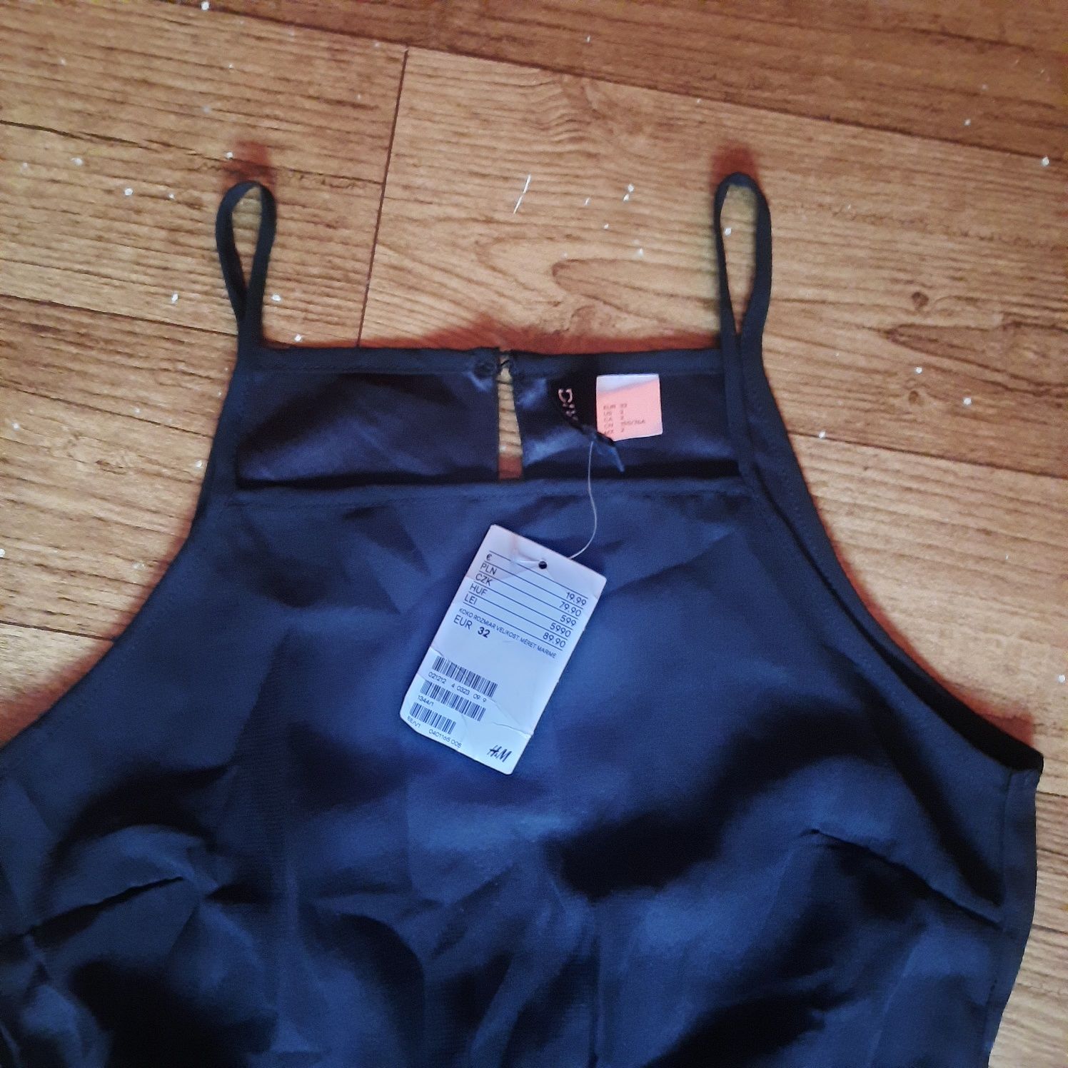 Nowa czarna sukienka H&M