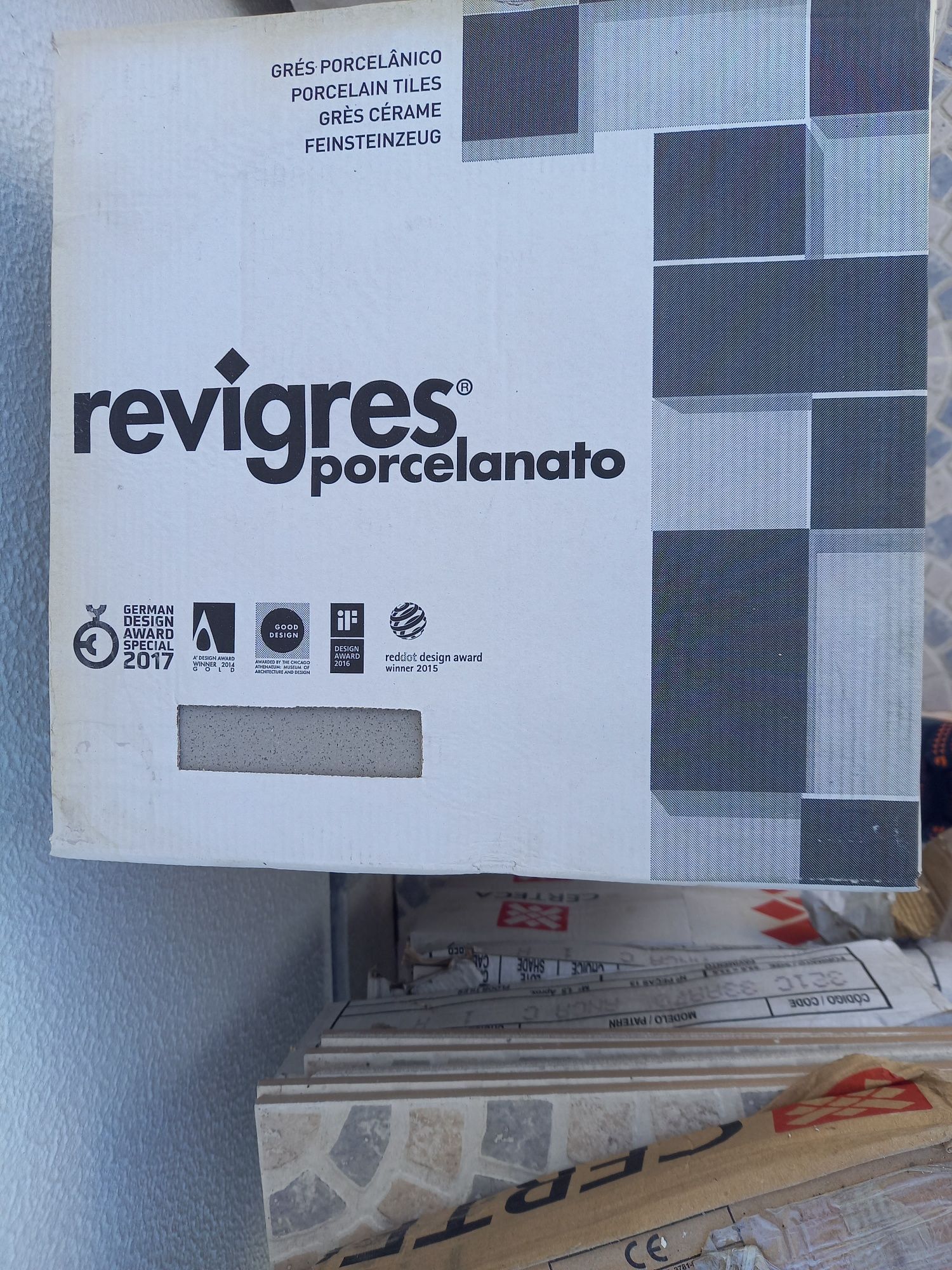 Pavimento Revigres Saturno 30x30