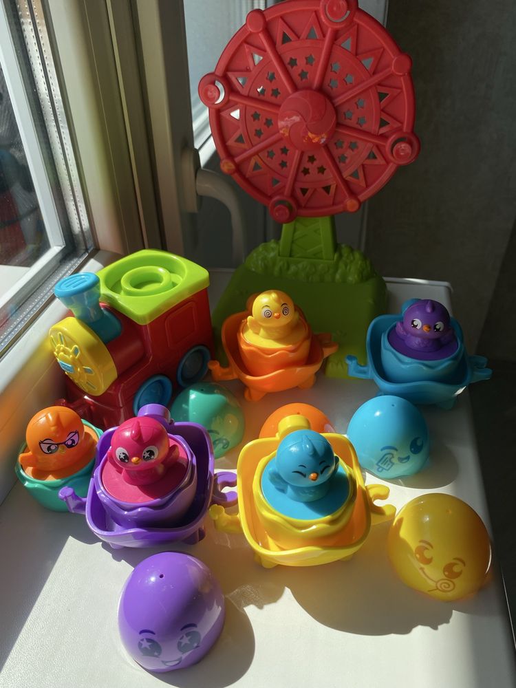Розвиваюча іграшка Toomies Томіс Поїзд, різнокольорові яйця сортер