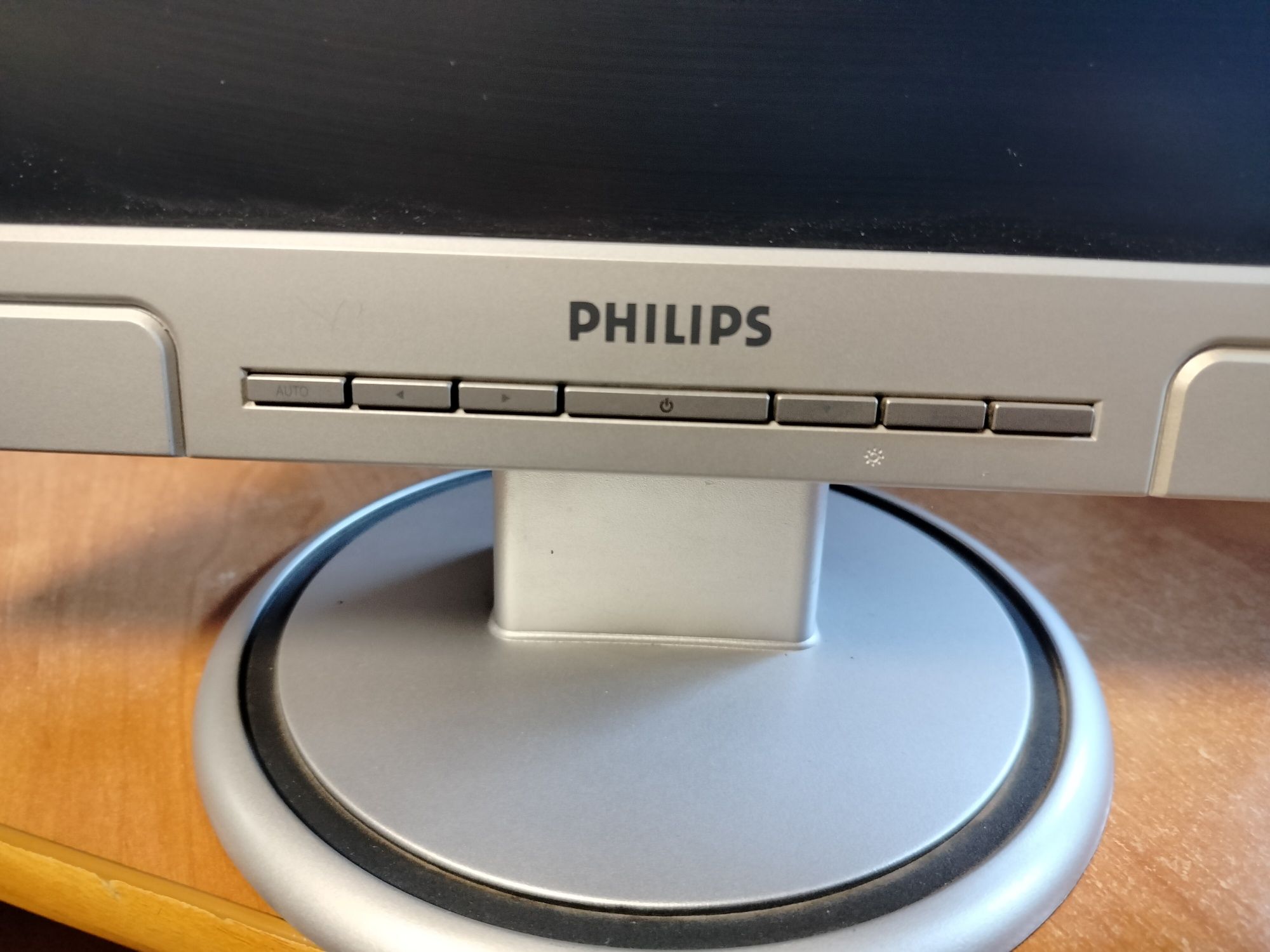 Monitor Philips 170S + głośniki tracer