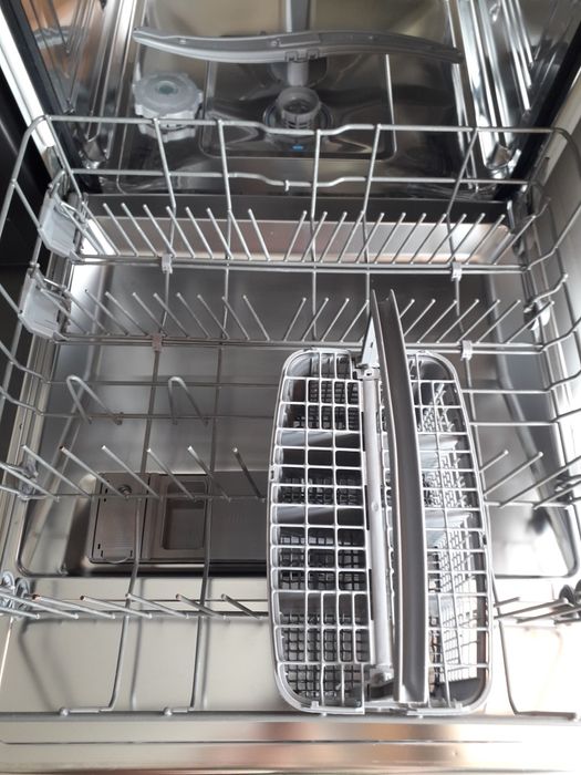 Máquina de lavar loiça Bosch usada