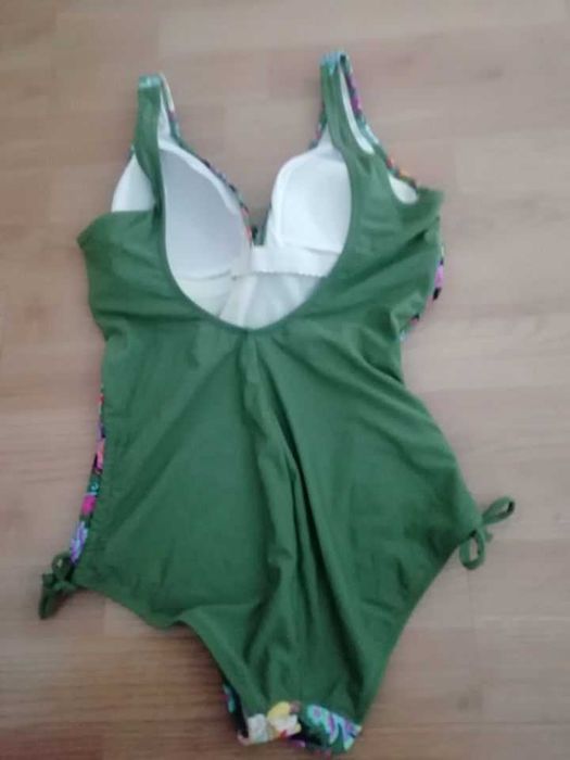 Fato de banho novo XL da Venca