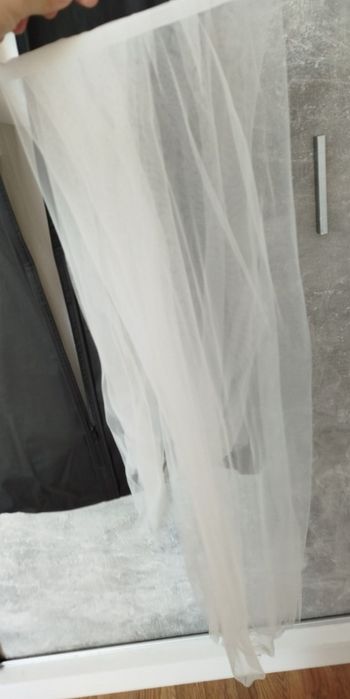 Suknia ślubna z brokatem ecru (krótki welon, szal/bolerko) roz 36/38