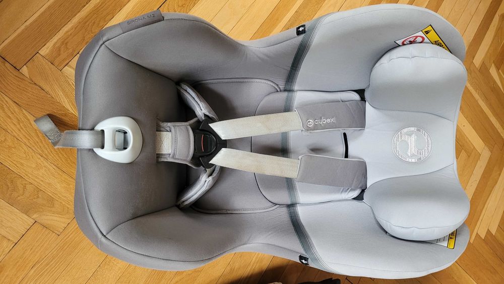 Fotelik Sirona M2 i-size i baza M Cybex