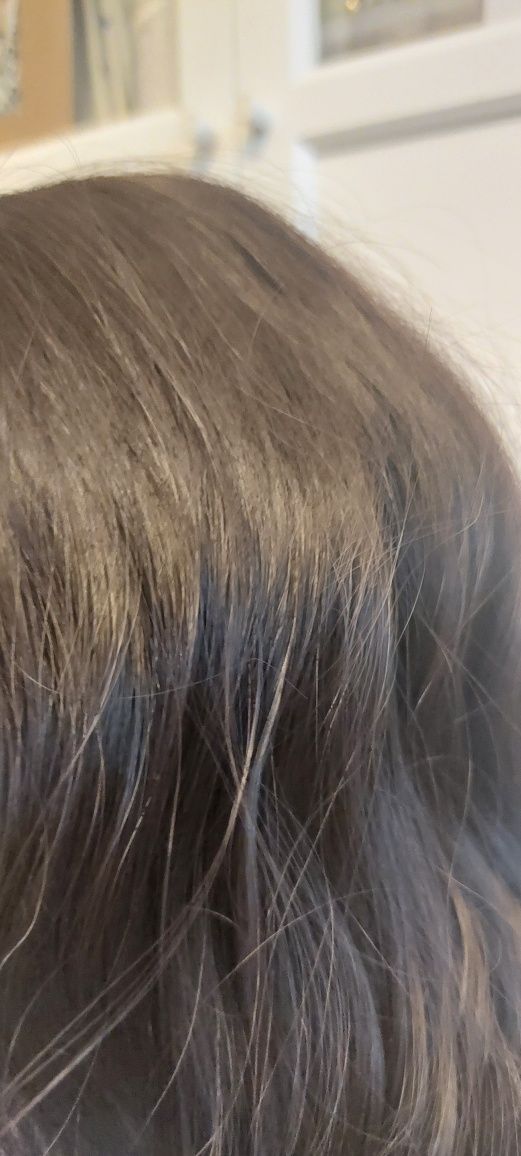 Peruka nowa jak naturalna brąz