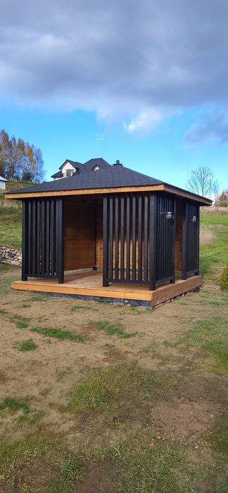 Altana kwadratowa czarna 3x3 gont bitumiczny Podłoga deska 3cm