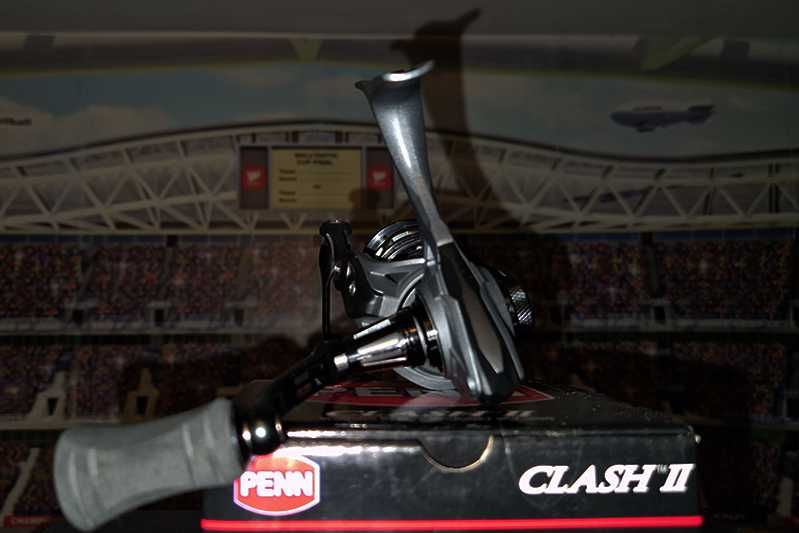 Penn Clash II 2000 - HT100- kołowrotek spinningowy - nowy