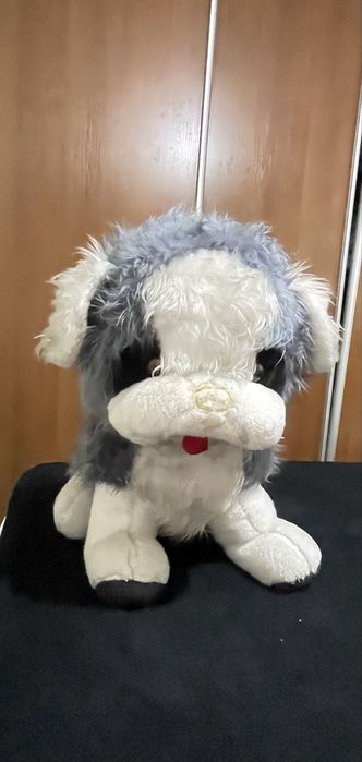 Подарую велику мʼяку іграшку Собака