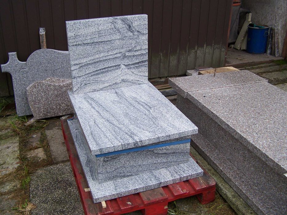 Nagrobek granitowy, nagrobki, pomnik
