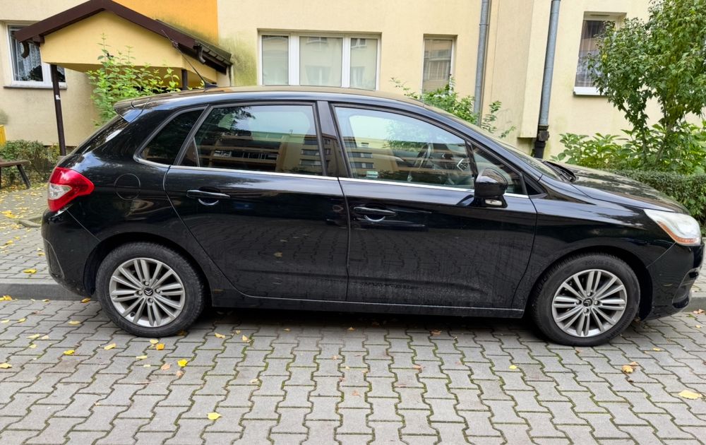 Citroen C4 Lift 1,6 PRYWATNY - nie firma łańcuch opony wielosezonowe