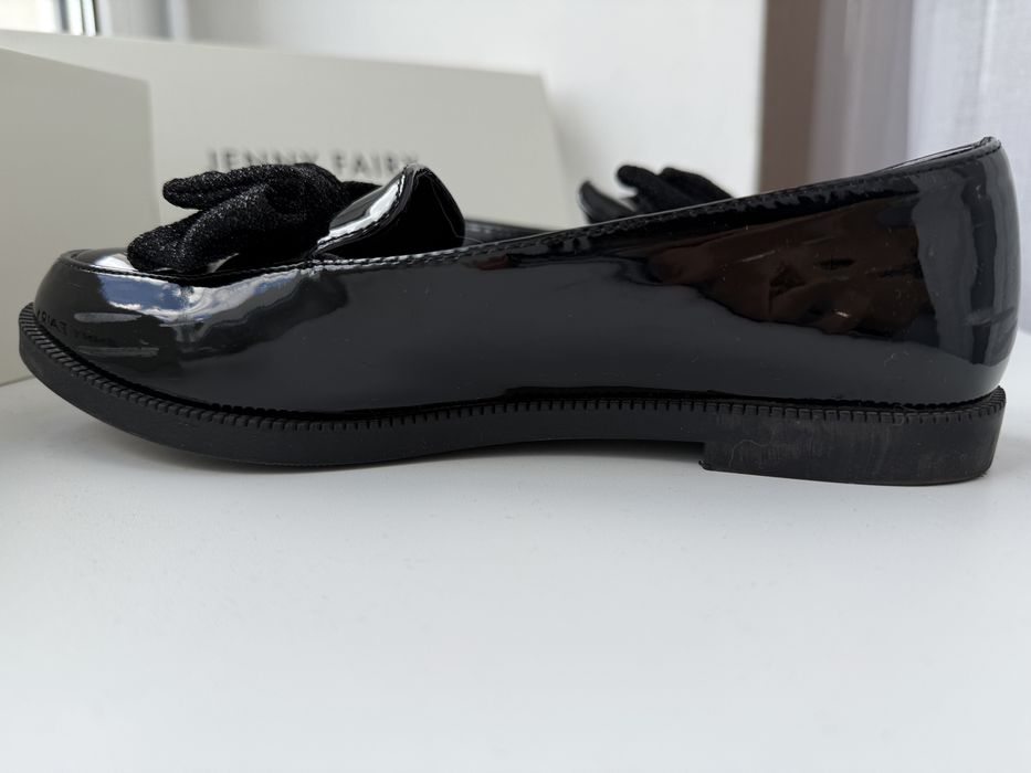 Туфлі дівчачі лаковані 36 розмір