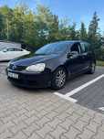 Sprzedam Volkswagen Golf 5 1.6 MPI + GAZ + nowe zimowe opony