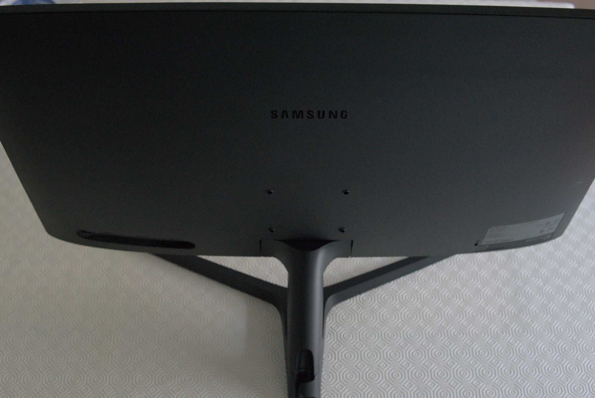 Monitor Samsung 27" S27R350FHU