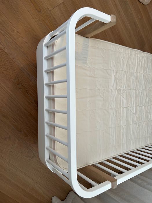 Łóżko OLIVER Furniture z materacem 90 x 200