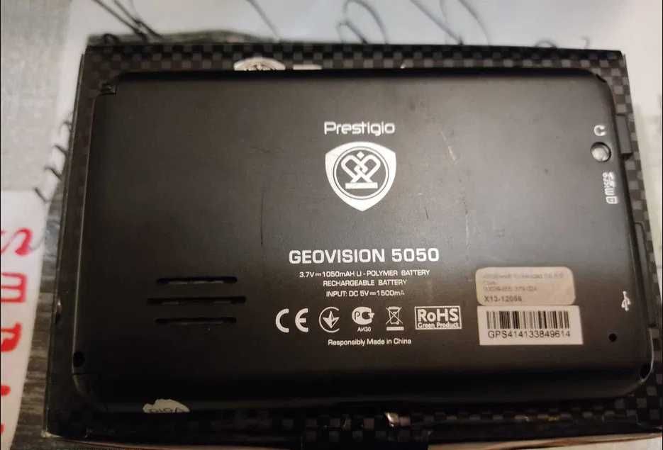 Навигатор Prestigio GeoVision 5050 почти новый