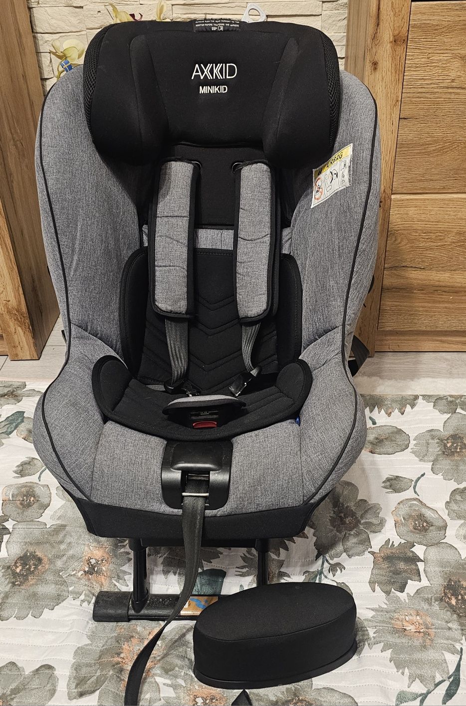 Fotelik RWF axkid minikid 2.0 używany GRATISY