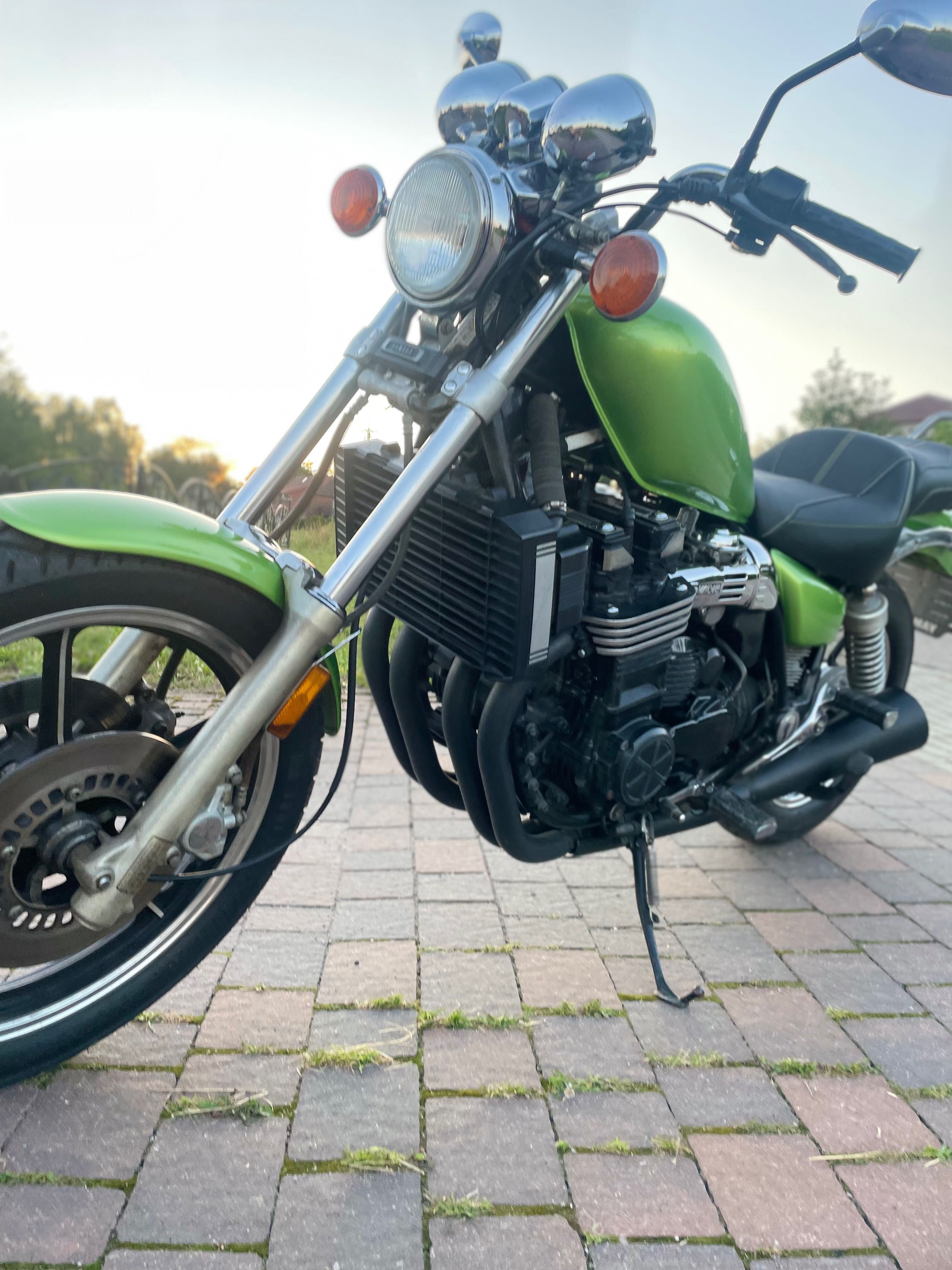 Yamaha xj 700 maxim