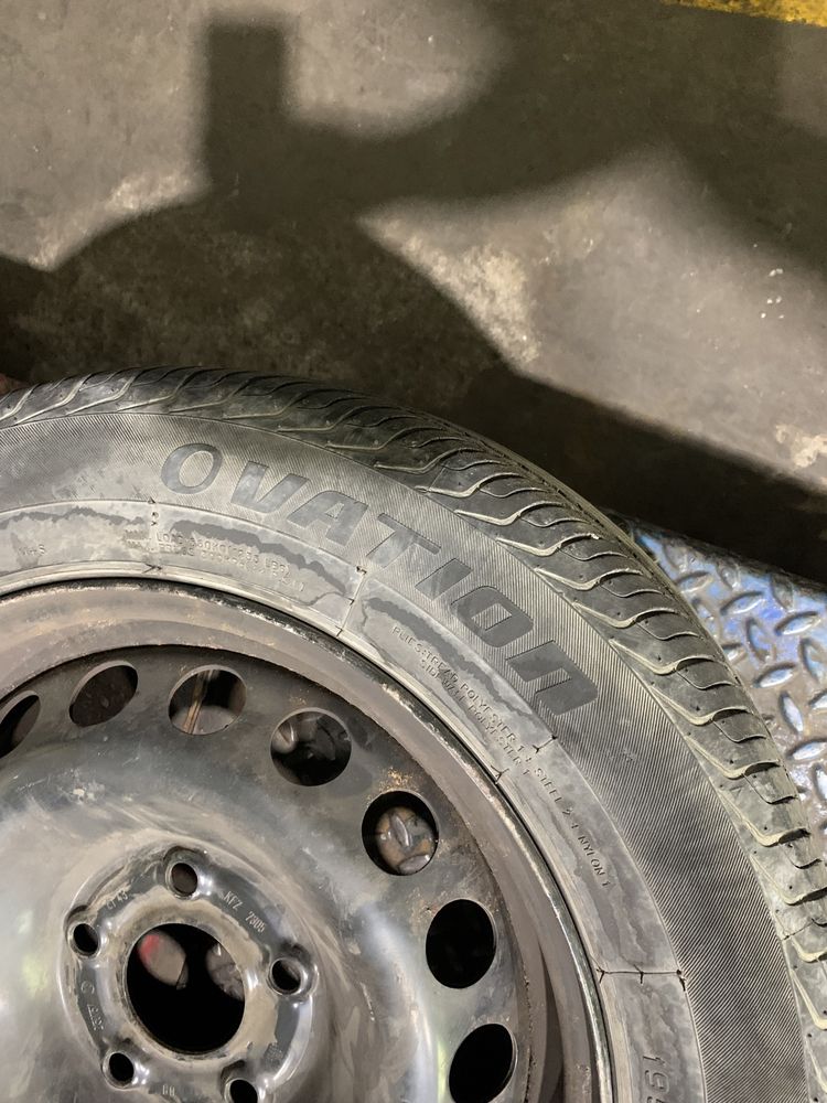 Pneu Ovation 195/60 R15