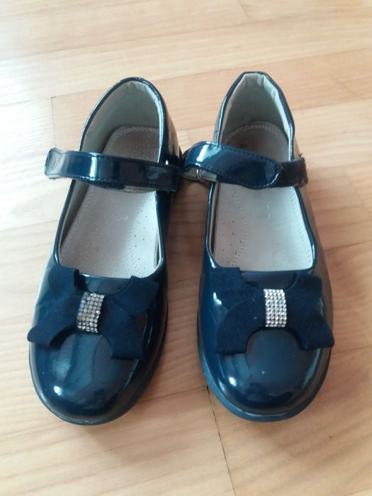 Туфлі для дівчинки