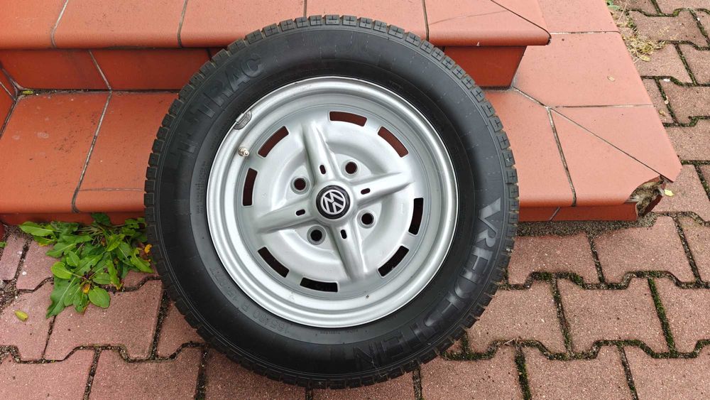 Oryginalne koła do Garbusa, felga z oponą