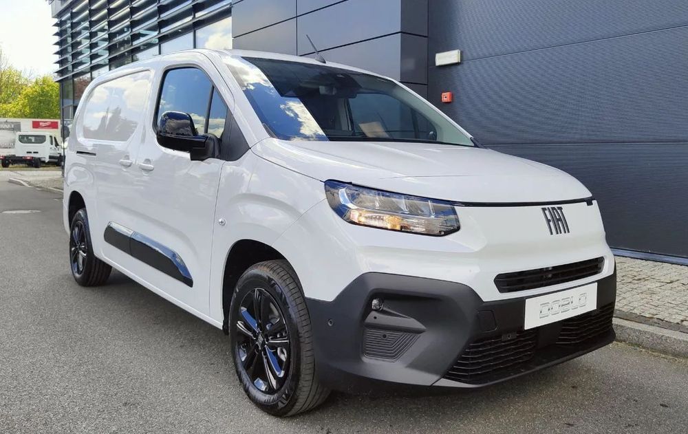 Fiat Doblo  Fiat Doblo Cargo Maxi 1.5 100 KM Pakiety: Magic Cargo, Handsfree. DEMO