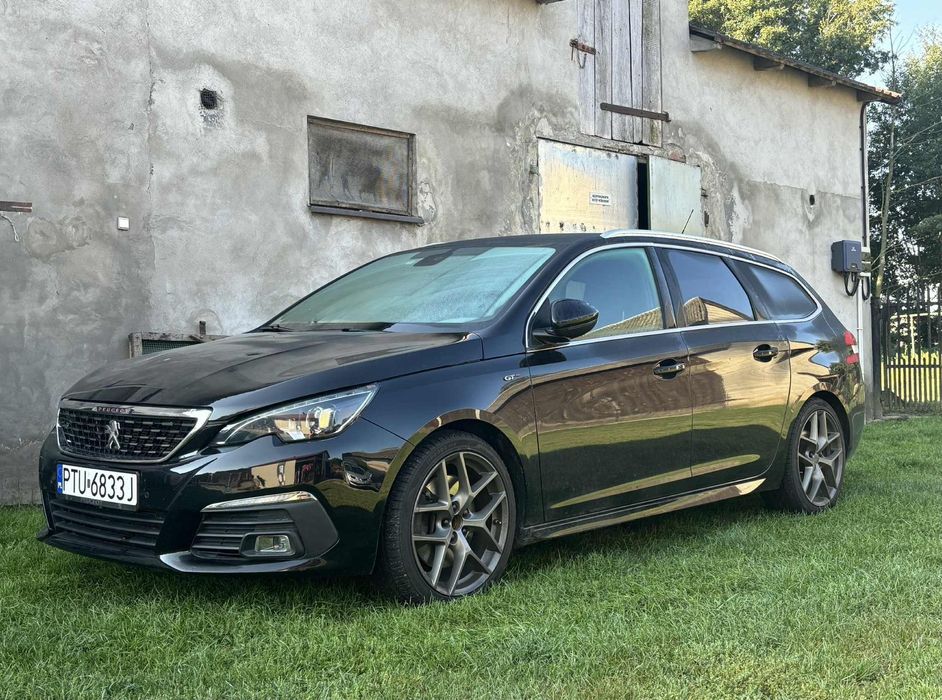 Peugeot 308 Masaże, Bogata wersja wyposażenia, niski przebieg, Apple CarPlay, AA