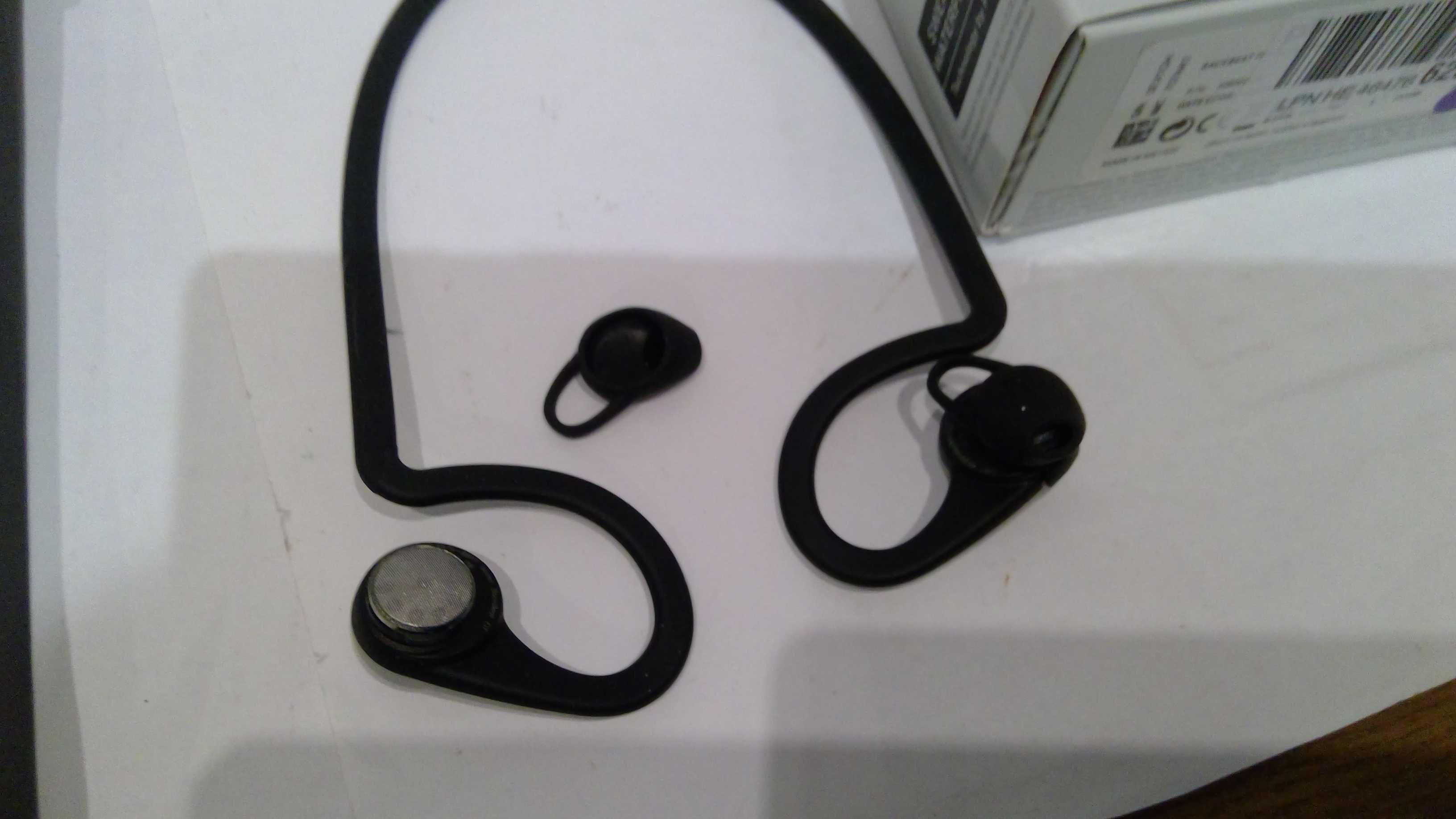 Bezprzewodowy zestaw słuchawkowy Plantronics BackBeat fit S68