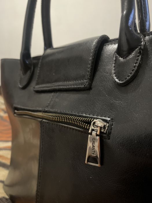 Сумка чорна шкіряна