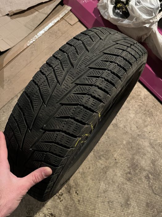 Резина зима HANKOOK Winter i*cept iZ2 W616 185/70R14 92T