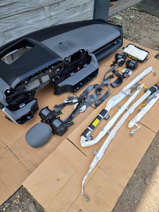 Hyundai Ioniq 5 AIRBAG подушка руля сидіння торпеда шторка ремінь