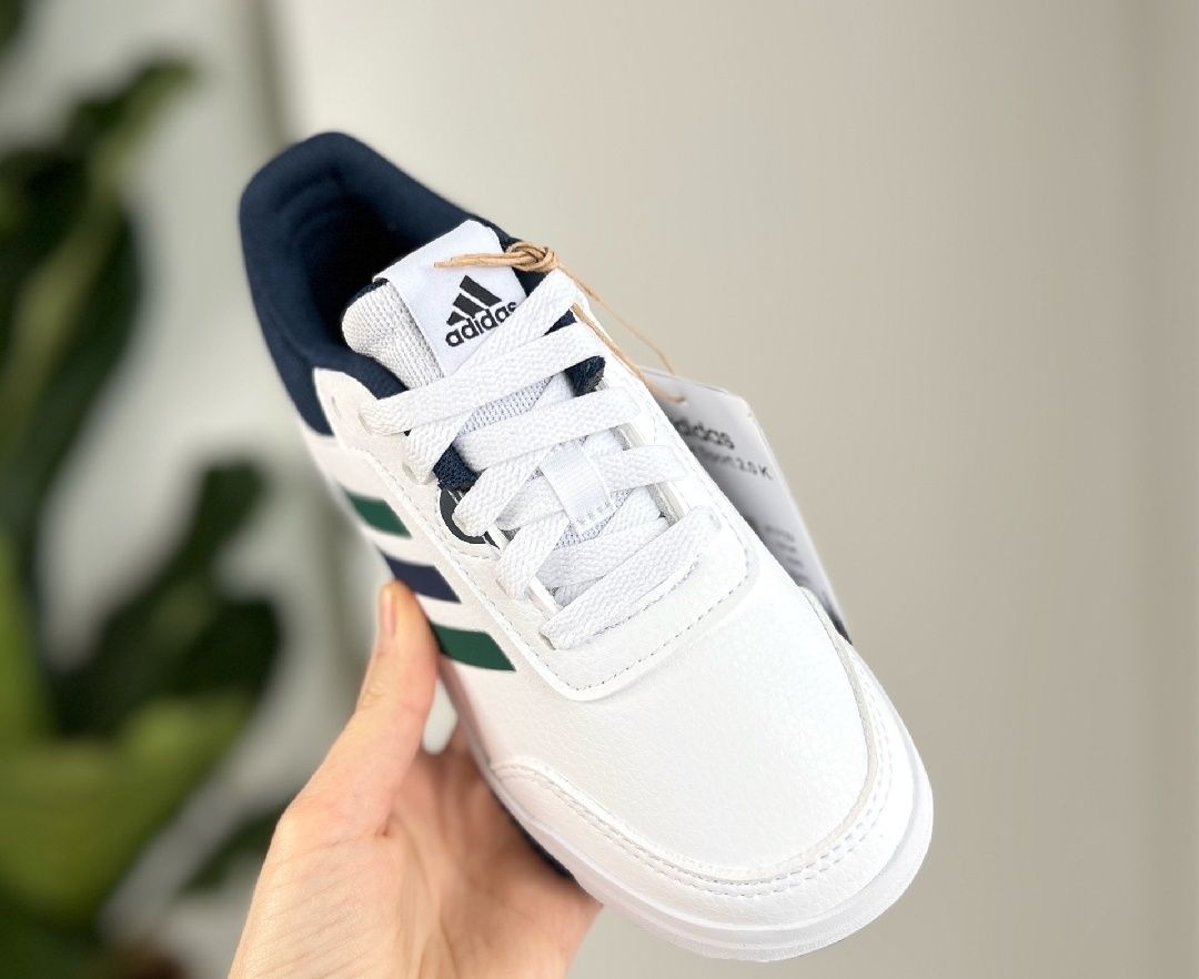 Дитячі кросівки Adidas Оригінал Нові  (29, 30 рр. )