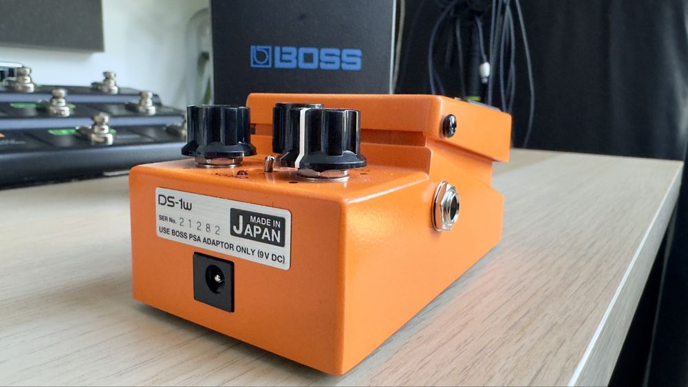 Boss DS1 - Wazacraft - efekt gitarowy distortion
