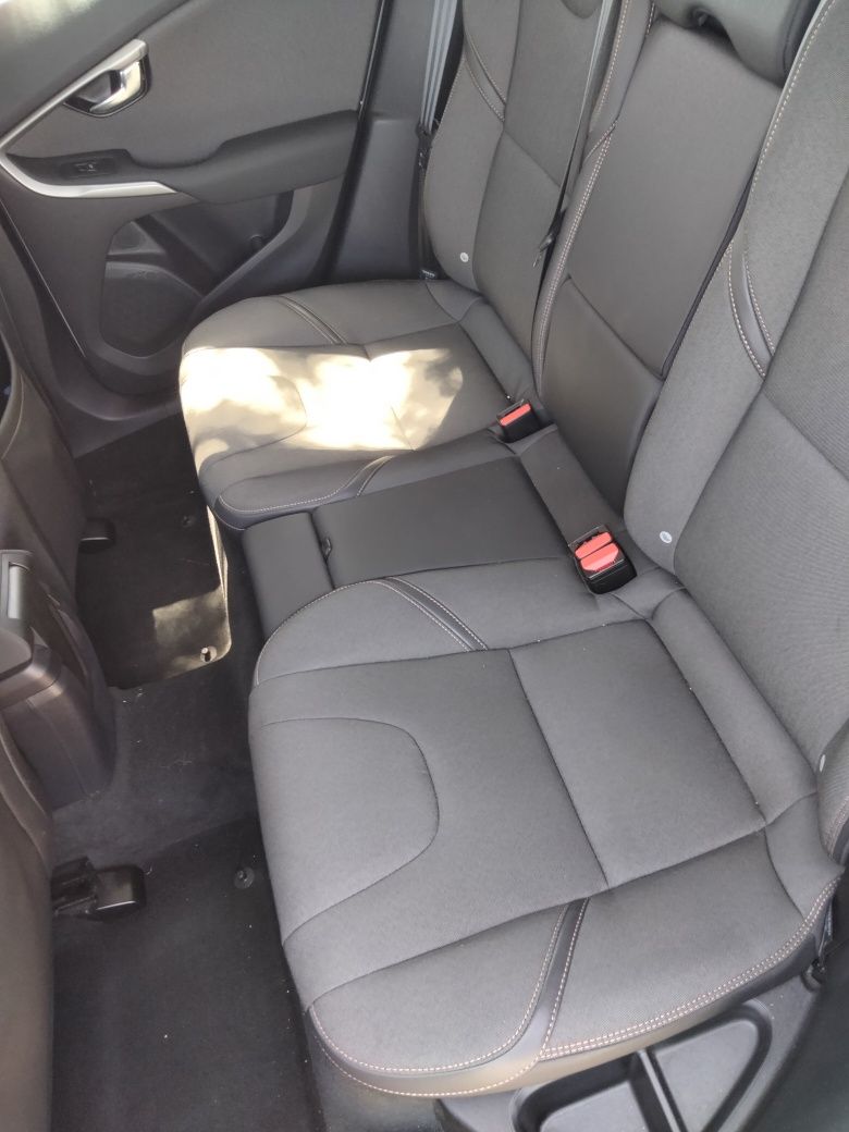 Volvo V40 Cross Country D3