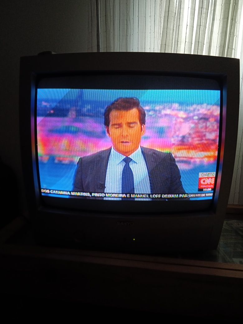 Televisão a cores Sanyo
