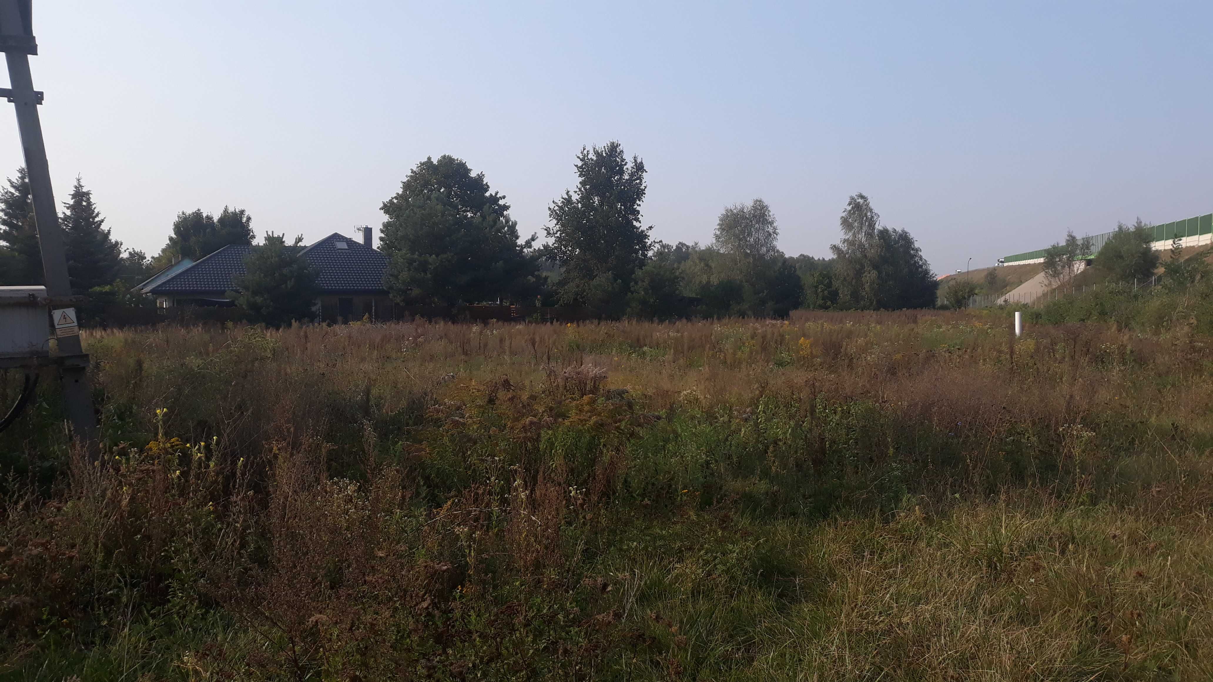 Działka  z możliwością zabudowy